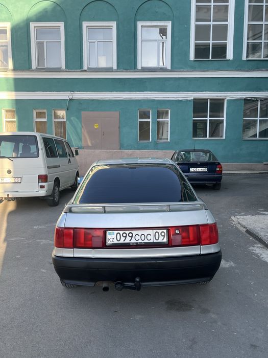 audi 80b3 1.8 моно 1991года