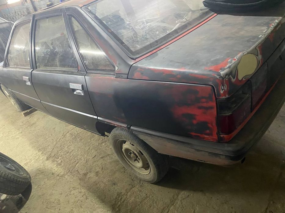 Рено 21 в разбор