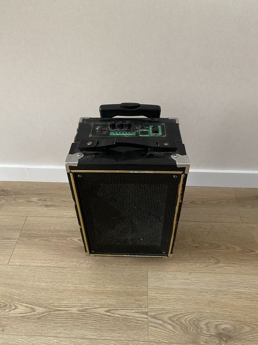 Музыкальная колонка