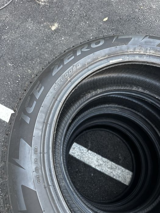 235/55/20 Pirelli шипы комплект