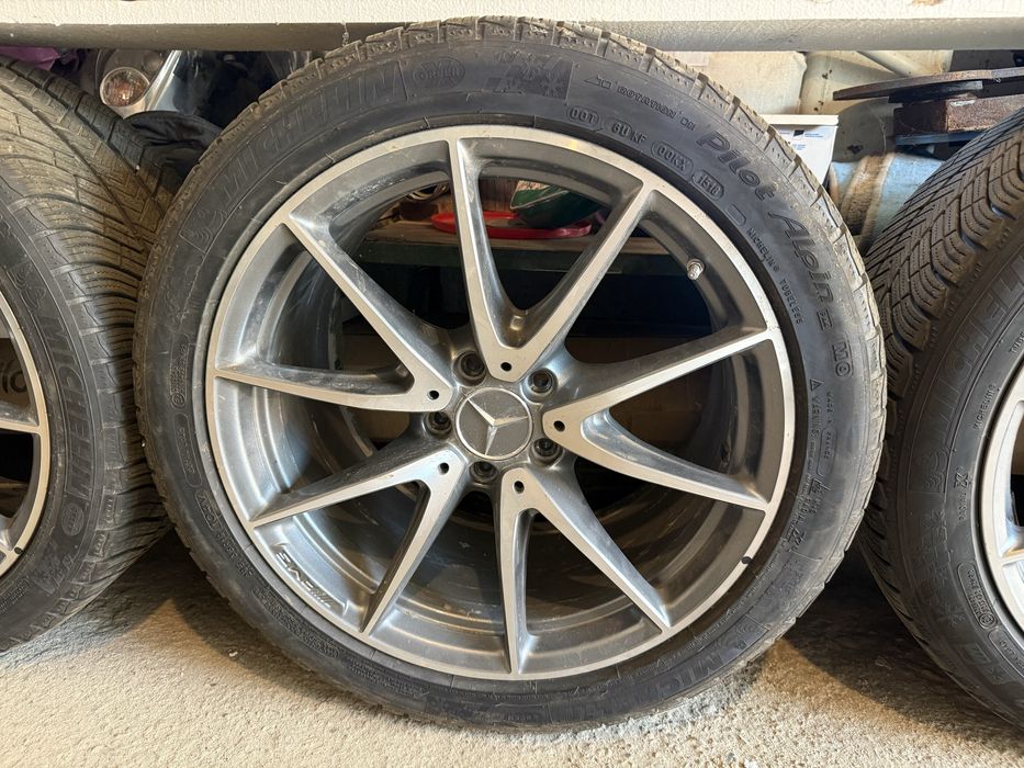 Джанти с гуми Mercedes AMG 19