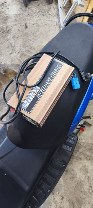 Vând - schimb scuter electric E-MAX 110s  4000w