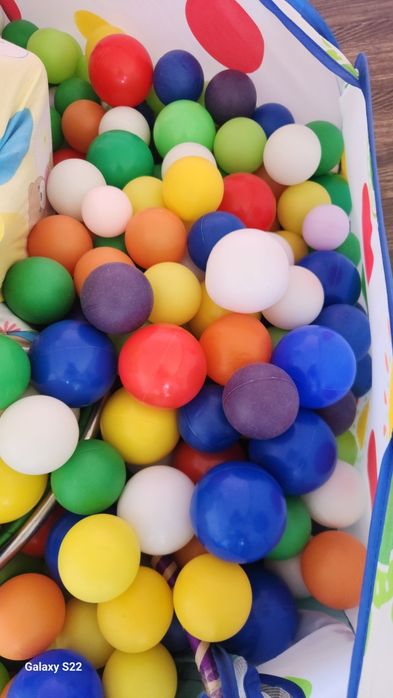 Шарики для сухого бассейна в больших количествах