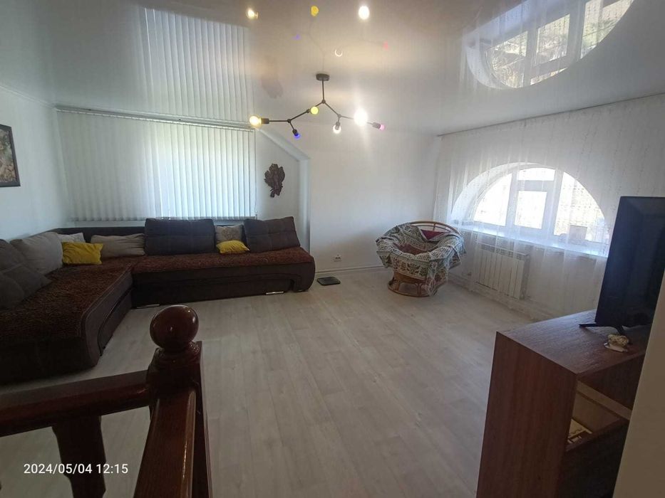 Продам коттедж р-н Аквапарка.