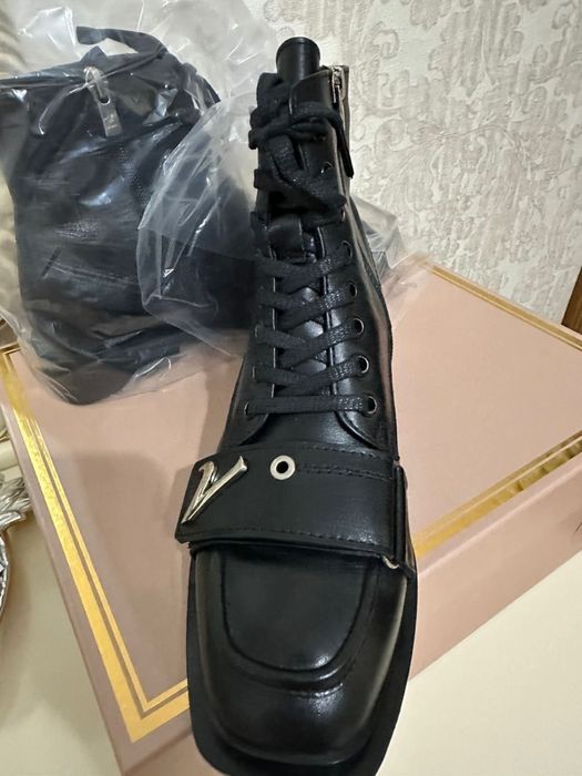 Ботинка Ильви новая