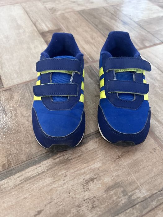 Детски маратонки адидас