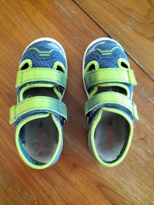 Sandale Superfit mărimea 28 int. 17,5 cm