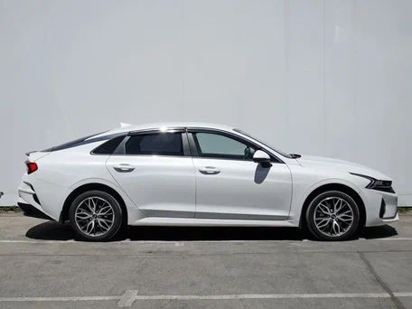 Kia K5 2021год.2.0 LPG Само на части