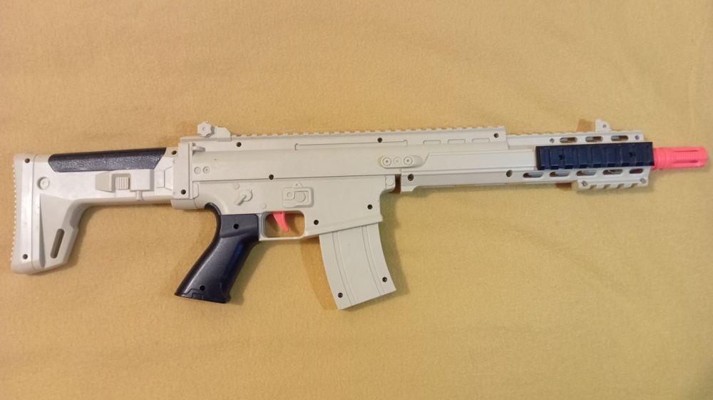 Pușcă SCAR + Cască tactică – stare că nou