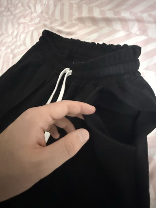 Pantaloni lejeri stil baggy