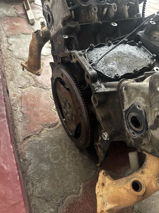 Мотор ауди 2,6