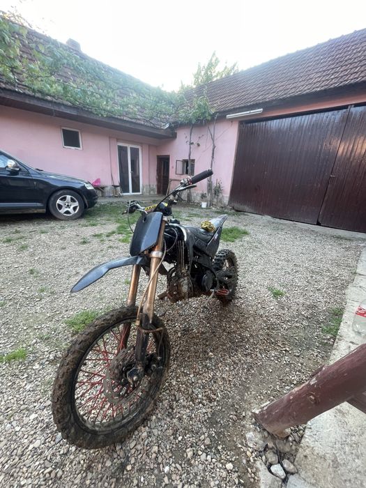 Cross 125 cc 4 t