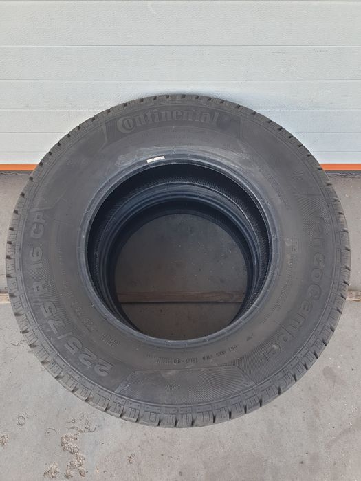 Летни гуми за Бус 2 броя CONTIENTAL VancoCamper 225 75 R16C дот 1716