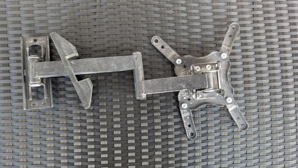 Здрава подвижна стойка за телевизор Vivanco