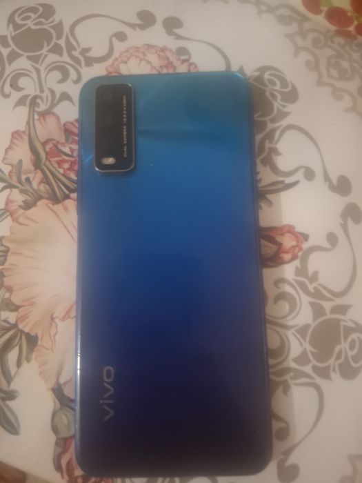 Продам телефон vivo