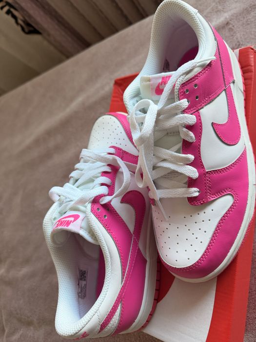 Маратонки WMNS NIKE COURT legacy lift