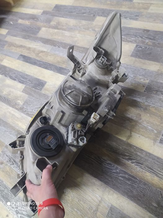 Фары на Toyota camri 40