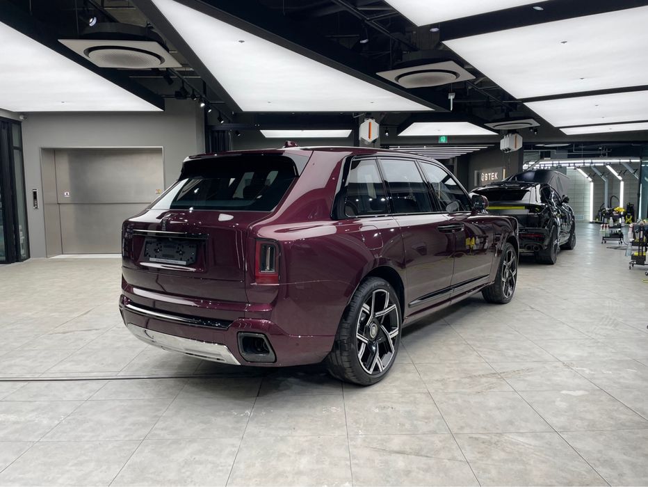 Rolls-Royce Cullinan Black Badge