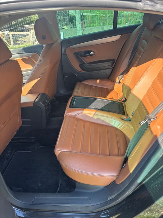 Vând Volkswagen Passat CC 2009 – 2.0 TDI 170 CP DSG – Euro 5