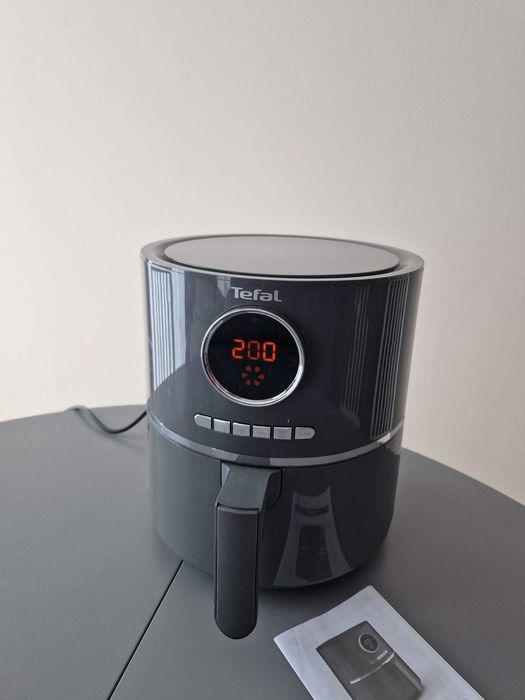 Friteuza cu aer cald Tefal Ultra Fry Digital EY111B15,