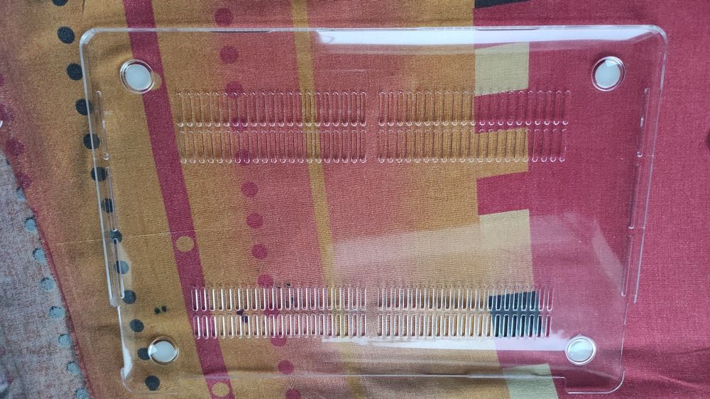 Carcasă protecție MacBook