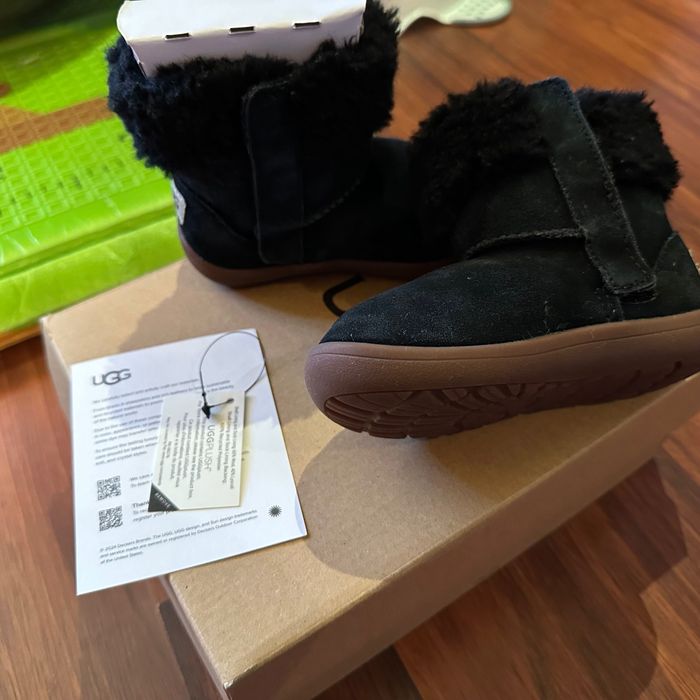 Ghete UGG pt copii marimea 25
