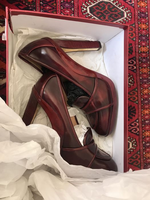Продам туфли Salvatore Ferragamo 38.5
