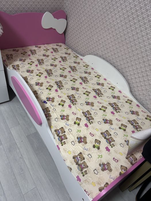 Детская кровать для девочек