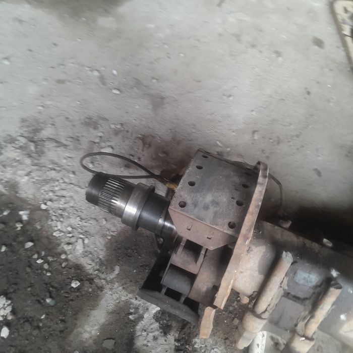 Продам маз кранзапчасти