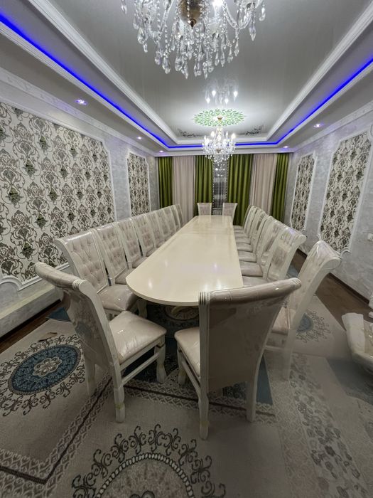 Стол и стулья комплект