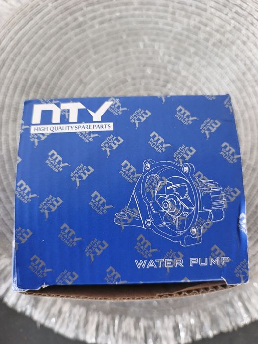 Vând pompă recirculare apă Webasto vw