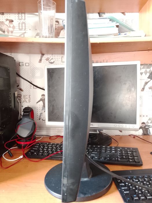 Монитор самсунг в нормальном состоянии