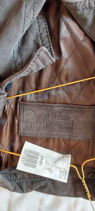 Geaca piele intoarsa