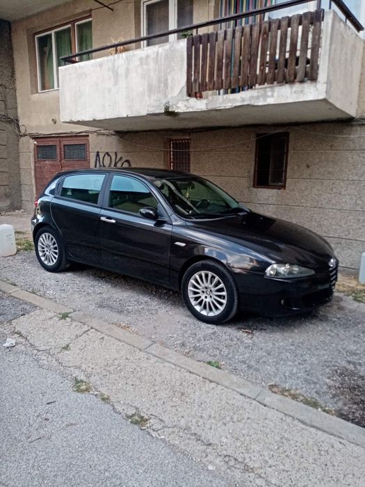 Продавам Alfa Romeo 147 - T Spark газ, бензин