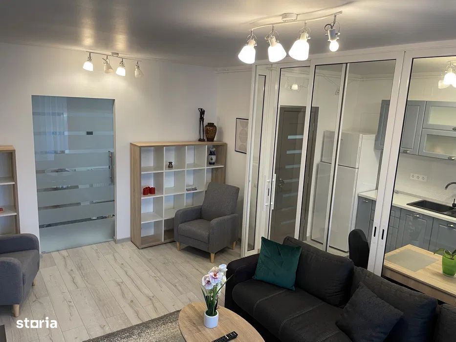 Unirii - Vanzare ap. 2 cam. + loc de parcare - Str. Constandin Hagi St