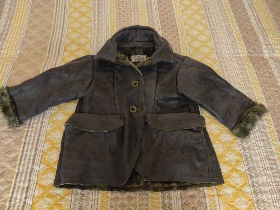 Късо палтенце с 3/4 ръкав-кожа