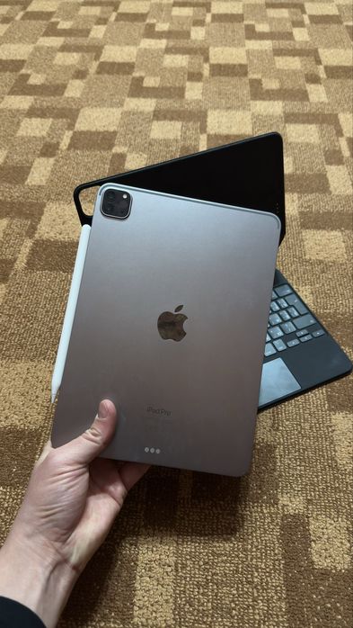 Apple iPad Pro 11