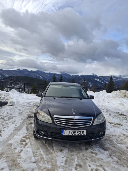 Mercedes-Benz C220