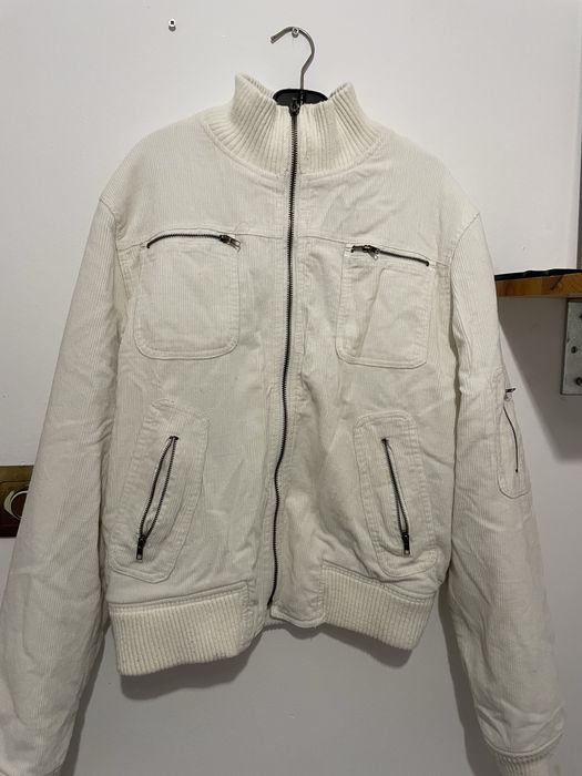 Бяло, зимно яке