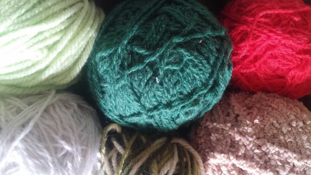 Пряжа для вязания спицами и крючком