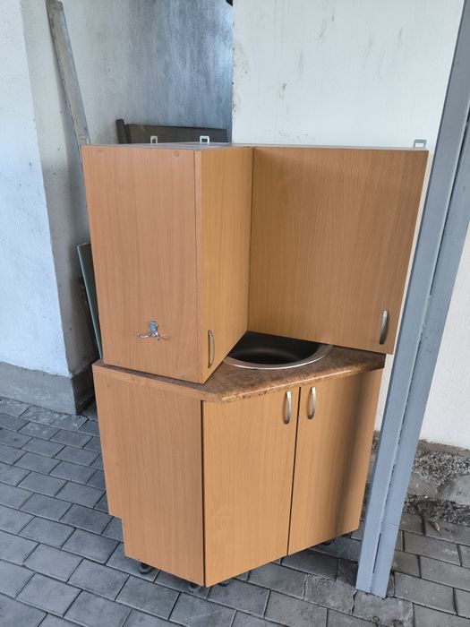 Угловая мойка с сушилкой