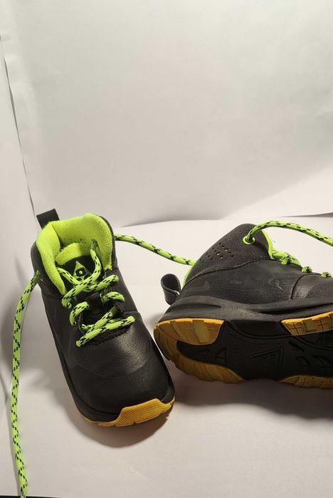 Обувки Nike - есенни втора употреба