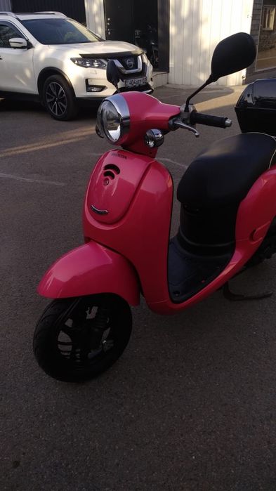 Продам скутер японский