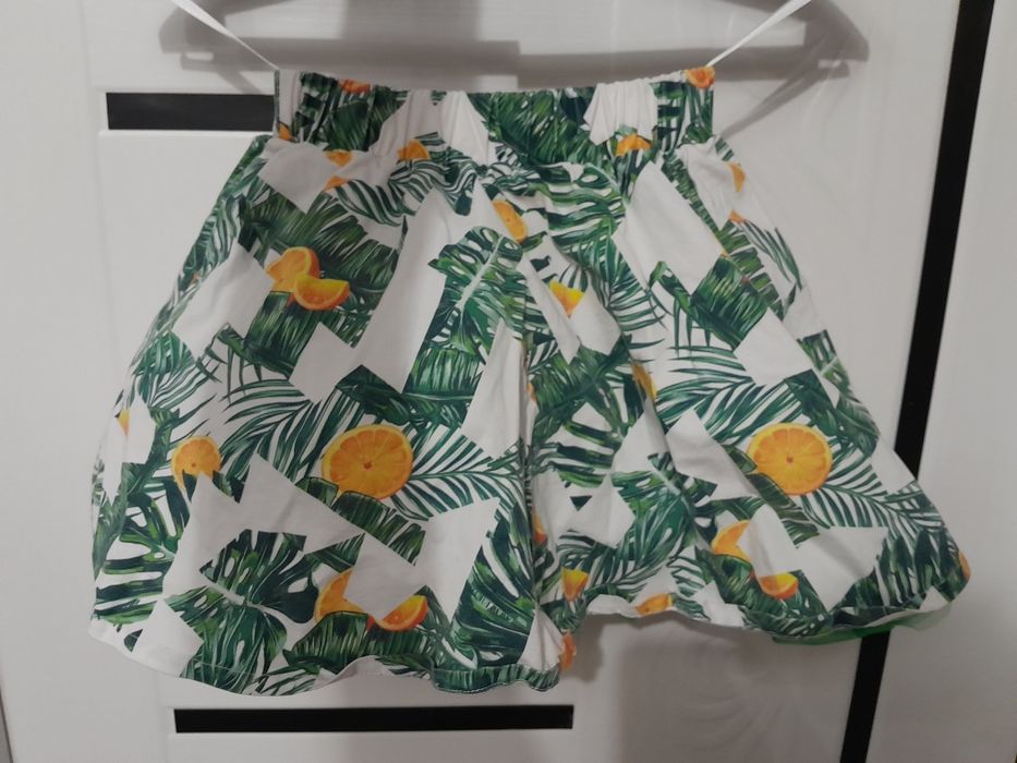 Продам б/у комплект для девочки