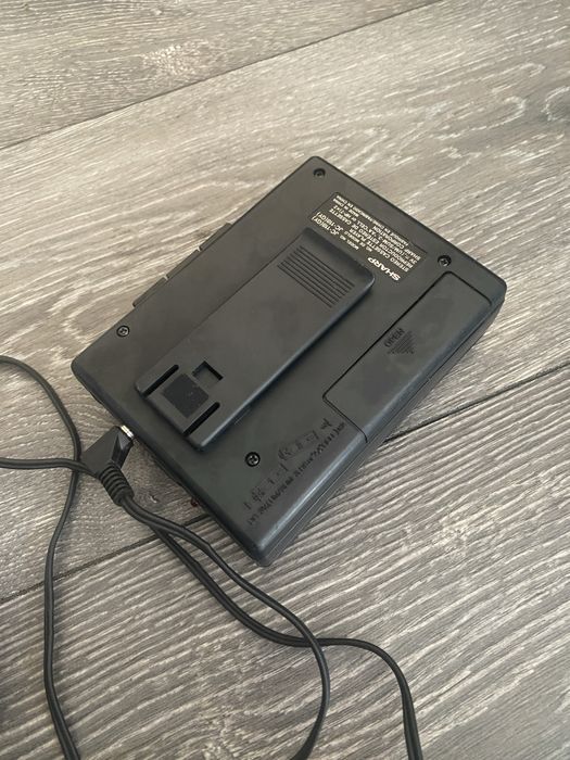 Walkman Sharp X-Bass + Căști retro