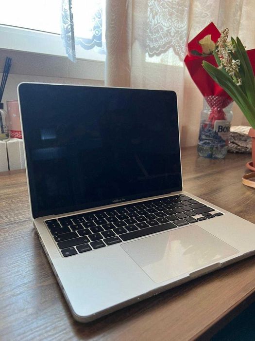 MacBook Pro 13" (2020)