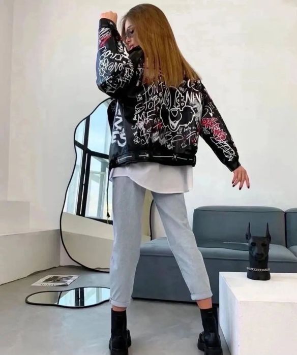 Стильная женская куртка Oversize