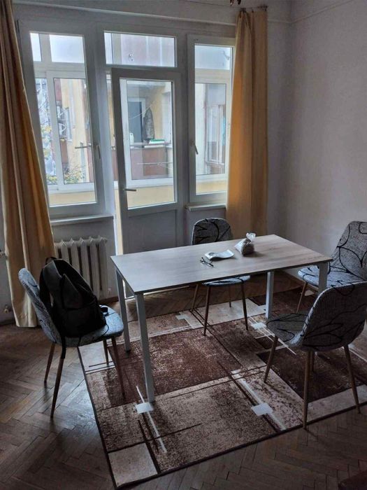 Дава се под наем Двустаен апартамент в София, Център - 75 кв.м за 638.01 € - Снимка #1