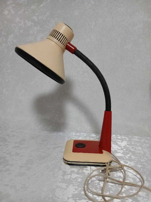 Svetilnik / Cветильник