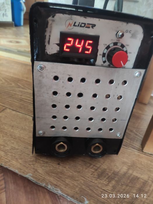 Продам   сварочный аппарат. Сварка электродом